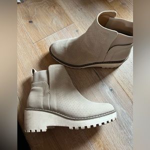 Dolce Vita booties